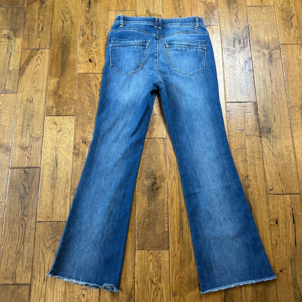 Democracy Ab Technology Jeans Womens Size 8 Flare Distressed Frayed Hem Stretch - Picture 6 of 7